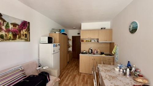 Бургас, Слънчев бряг, Продава 